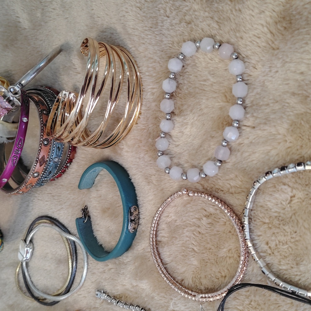 Bracelet Bundle - Picture 4 of 5